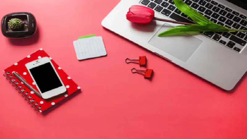 the blog redandwhitemagz . com